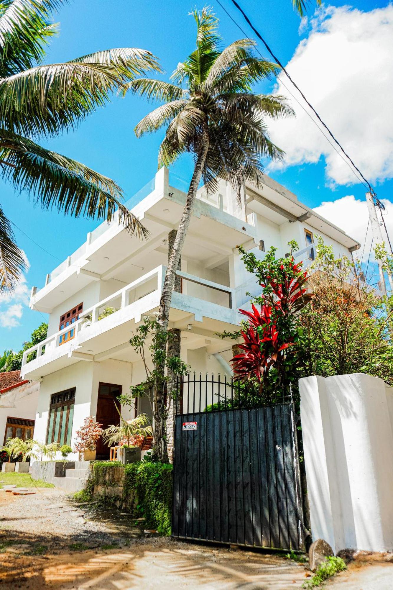 Plantation Inn Weligama Esterno foto